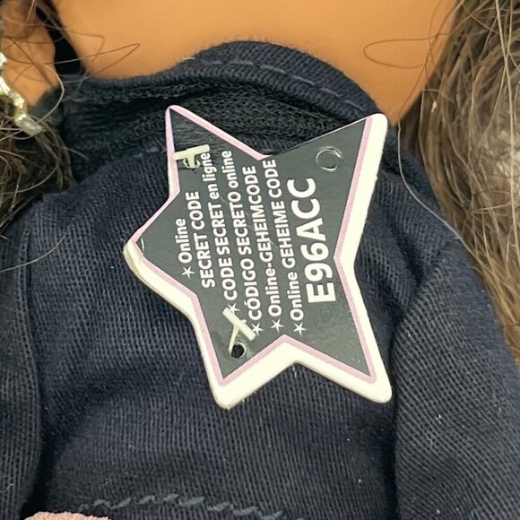 Bratz 10th Anniversary Yasmin 2010 10/10/10 Unlock Secret Surprise Online - Picture 9 of 10